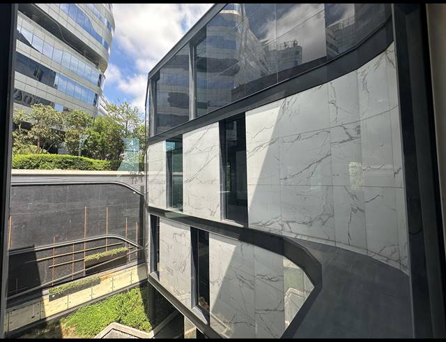735M² OFFICE TO LET IN SANDTON CENTRAL